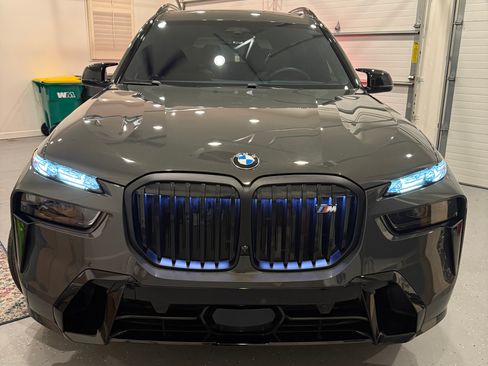 Used 2024 BMW X7 M60i w/ Executive Package AWD/4WD image 2