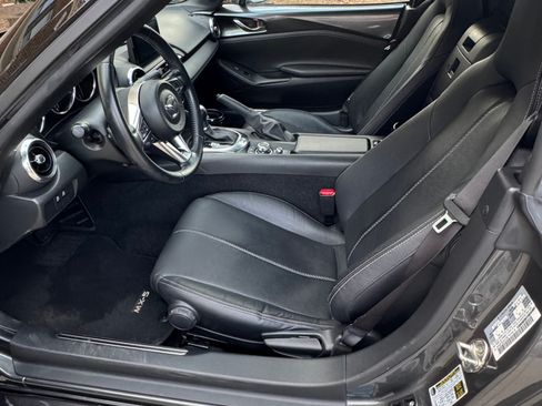 Used 2020 MAZDA MX-5 Miata Grand Touring image 8