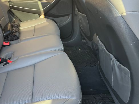 Used 2018 Hyundai Santa Fe Sport image 10