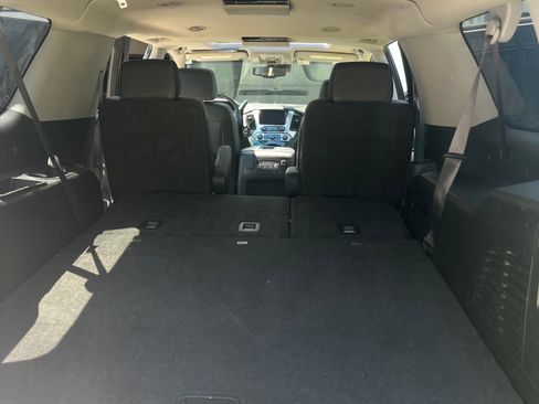 Used 2017 Chevrolet Suburban LT AWD/4WD image 5