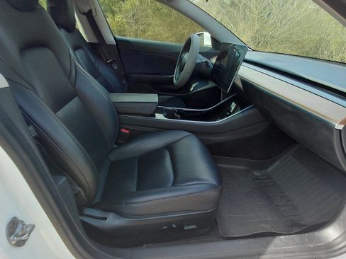 Used 2020 Tesla Model 3 Long Range image 9
