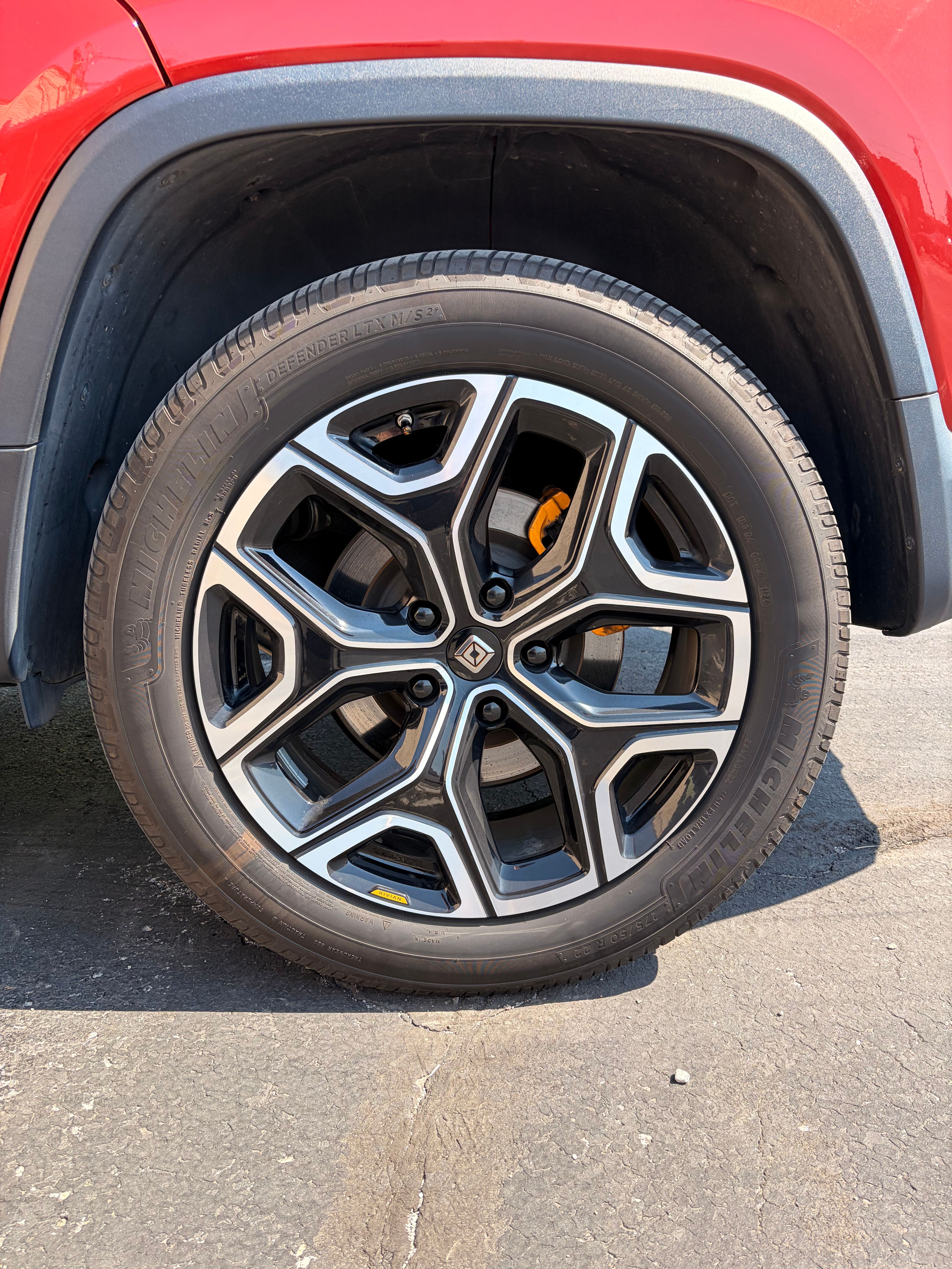Used 2022 Rivian R1T Launch Edition AWD/4WD image 27