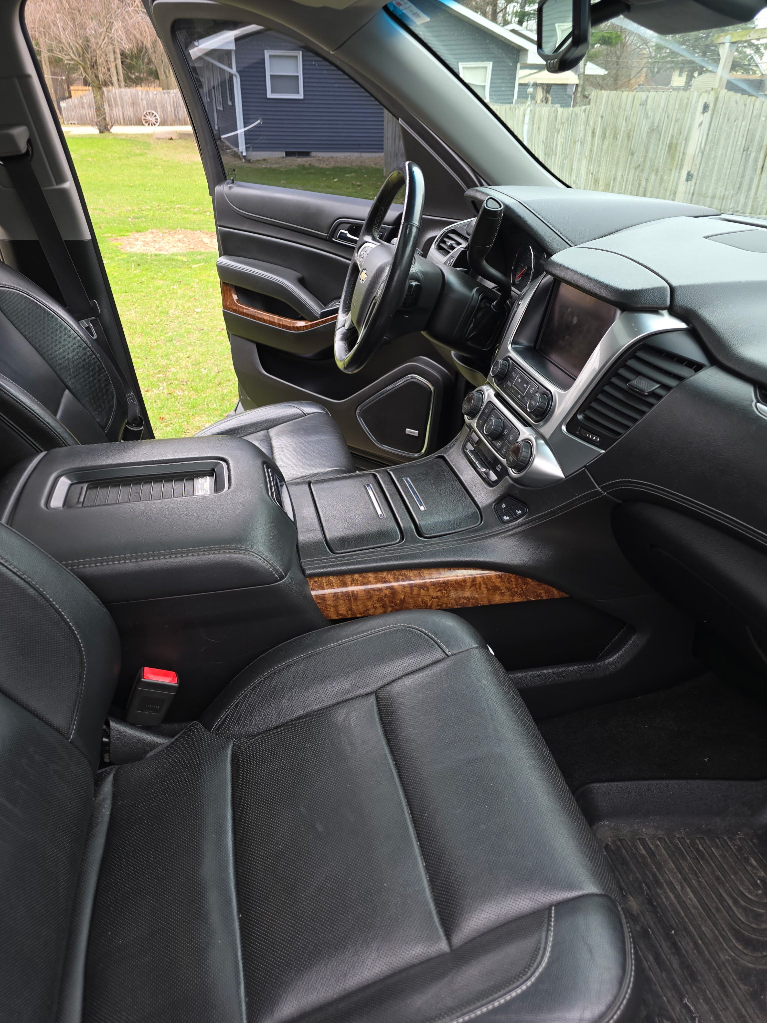 Used 2016 Chevrolet Tahoe LTZ AWD/4WD image 17
