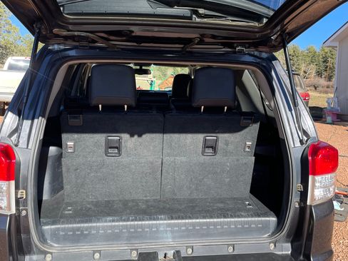 Used 2012 Toyota 4Runner Limited image 9