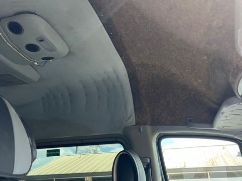 Used 2016 Mercedes-Benz Sprinter 2500 image 15