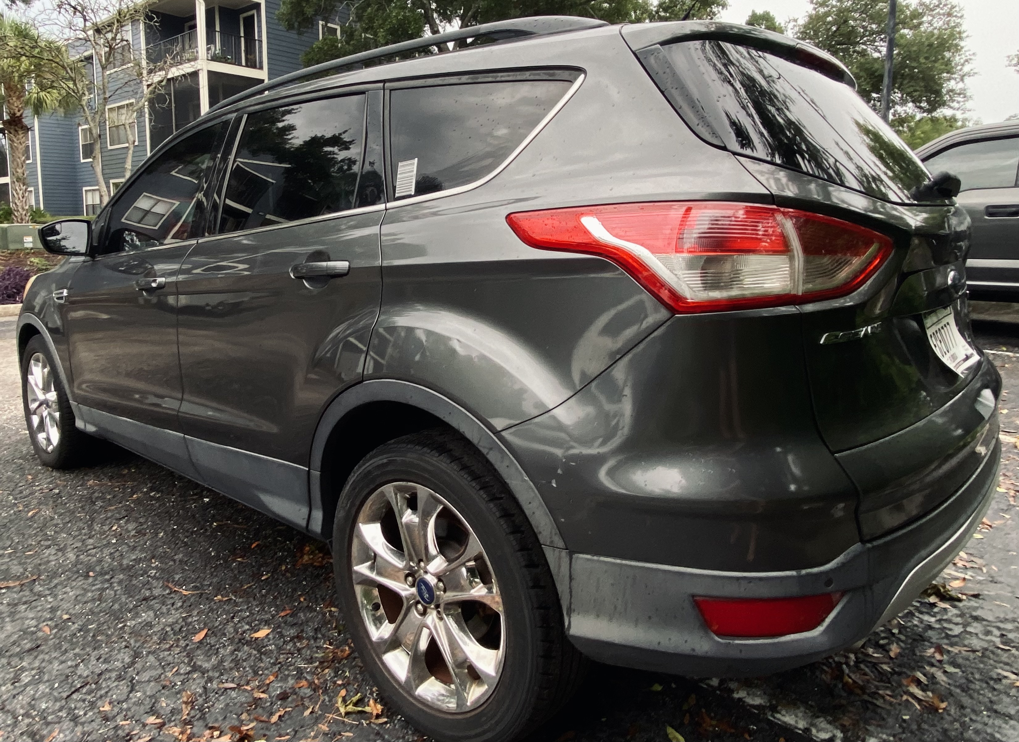 Used 2015 Ford Escape SE w/ Equipment Group 201A AWD/4WD image 9