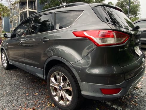 Used 2015 Ford Escape SE w/ Equipment Group 201A AWD/4WD image 9