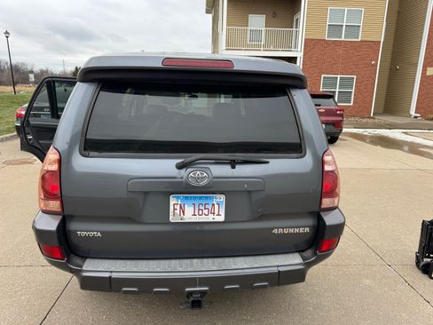 Used 2005 Toyota 4Runner Limited image 6