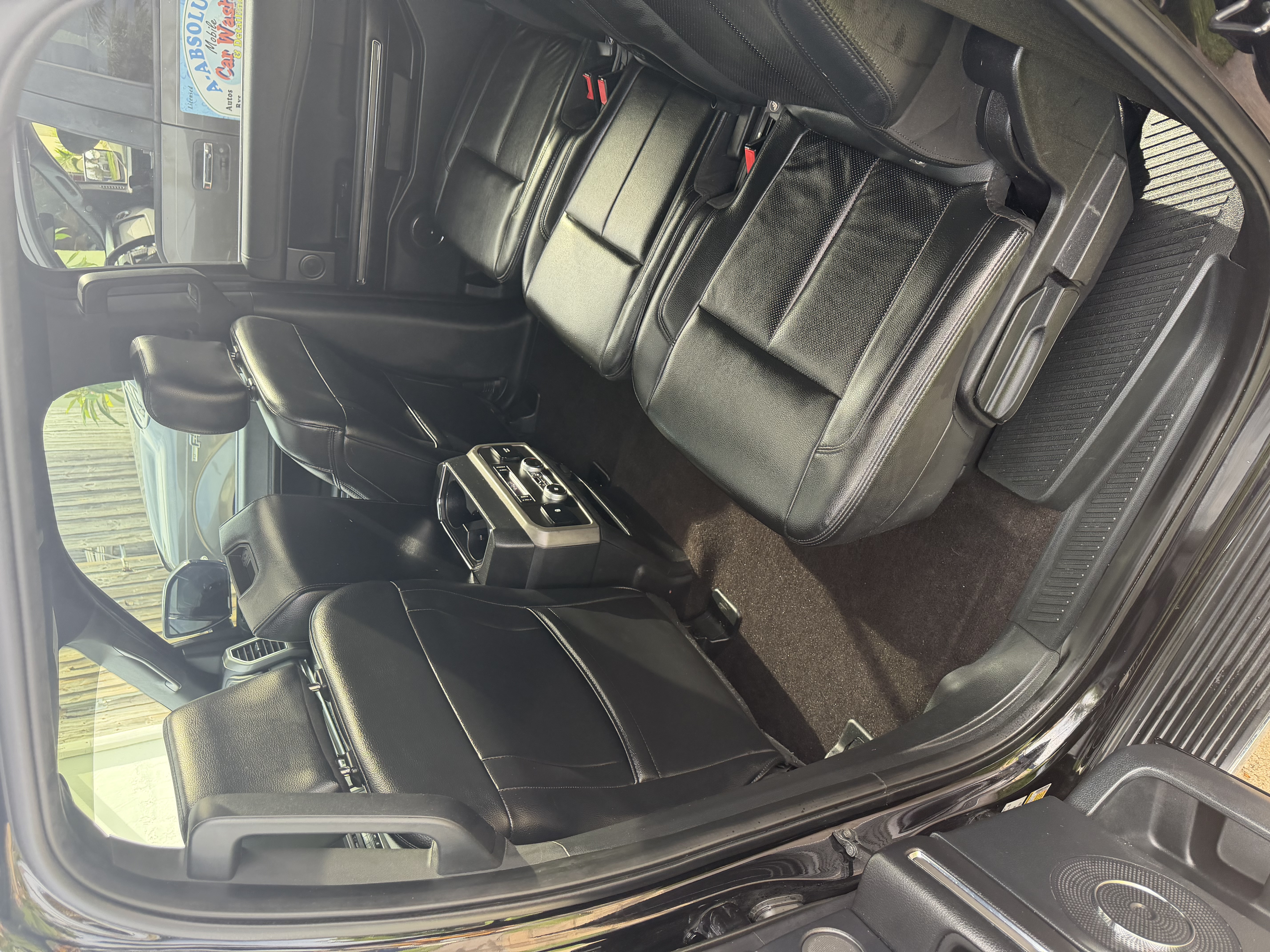 Used 2019 Ford Expedition Max XLT w/ Equipment Group 202A AWD/4WD image 15