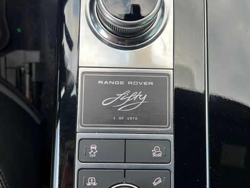 Used 2021 Land Rover Range Rover Autobiography Fifty Edition image 21