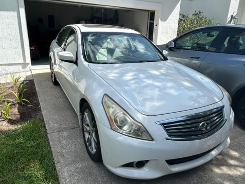 Used 2013 INFINITI G37 Journey w/ Premium Pkg RWD image 2
