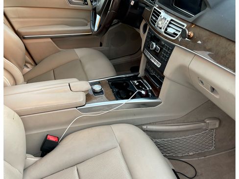 Used 2014 Mercedes-Benz E 350 Sedan image 4
