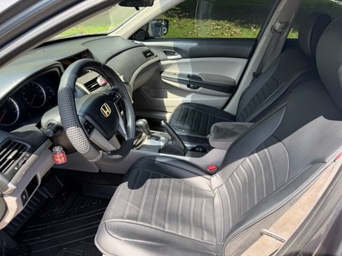 Used 2012 Honda Accord LX image 6