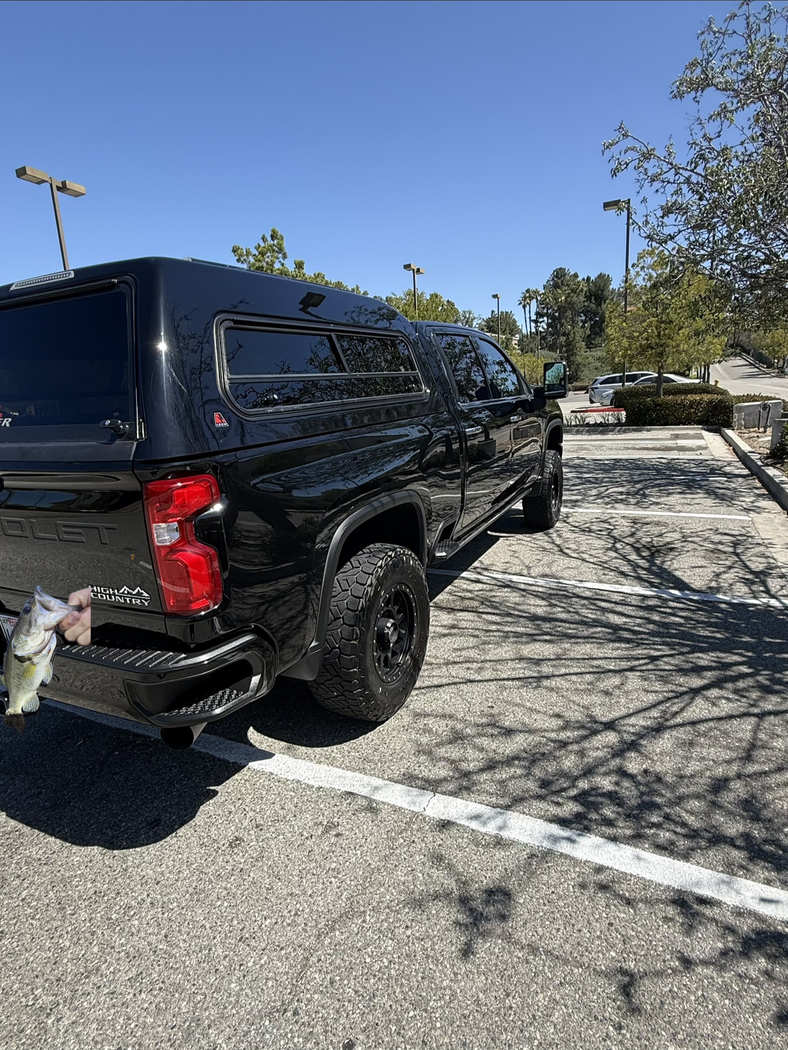 Used 2022 Chevrolet Silverado 2500 High Country w/ Safety Package II AWD/4WD image 8