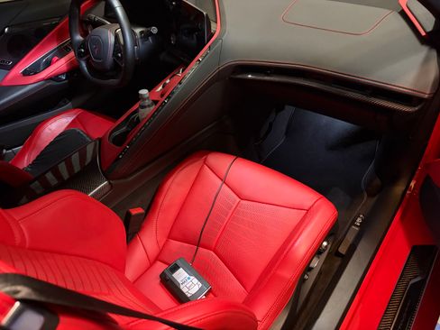 Used 2025 Chevrolet Corvette Stingray Preferred Cpe w/ Z51 Performance Package image 29