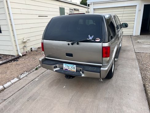 Used 1999 Chevrolet Blazer LT image 6