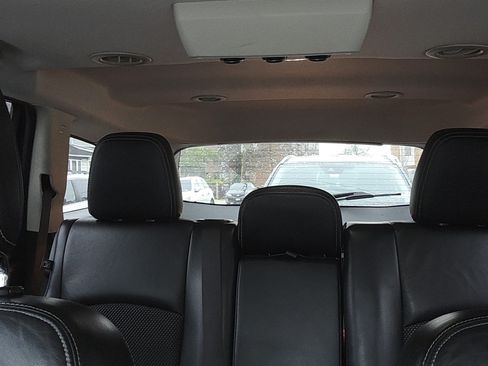 Used 2018 Dodge Journey Crossroad w/ Nav & Sun Group image 13