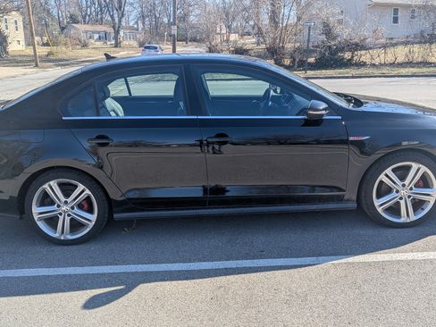 Used 2016 Volkswagen Jetta GLI SEL image 8