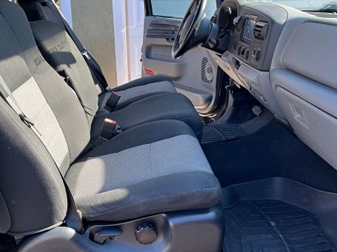 Used 2005 Ford F250 XLT image 13