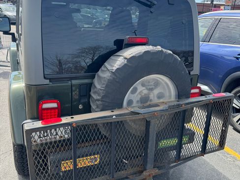 Used 2006 Jeep Wrangler X w/ Jeep 65th Anniversary Edition image 4