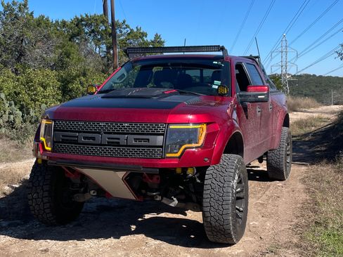 Used 2014 Ford F150 Raptor w/ Equipment Group 801A Luxury image 1