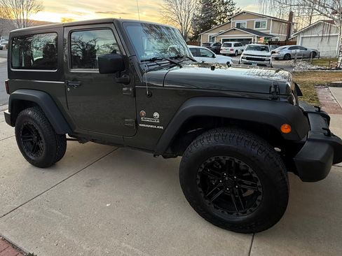 Used 2015 Jeep Wrangler Sport w/ Quick Order Package 24S image 4