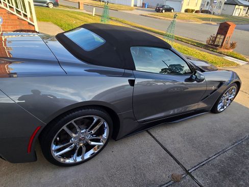 Used 2015 Chevrolet Corvette Stingray Convertible w/ 3LT Preferred Equipment Group image 2