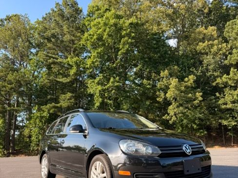 Used 2014 Volkswagen Jetta TDI FWD image 2