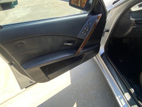 Used 2006 BMW 525i Sedan image 16