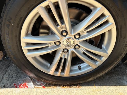 Used 2012 INFINITI G25 Journey RWD image 8