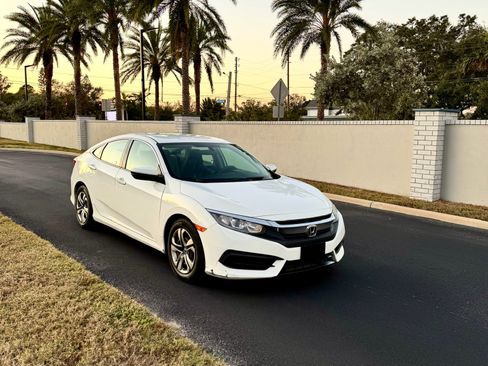 Used 2017 Honda Civic LX image 4