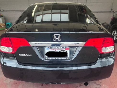 Used 2010 Honda Civic LX image 5