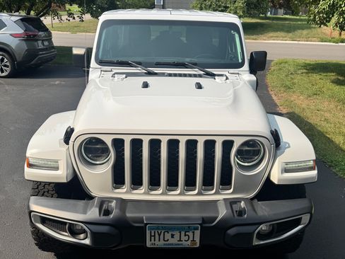 Used 2021 Jeep Wrangler Unlimited Sahara w/ Cold Weather Group AWD/4WD image 1