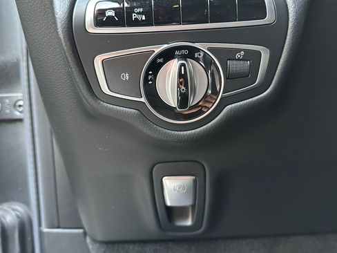 Used 2019 Mercedes-Benz G 550 image 15