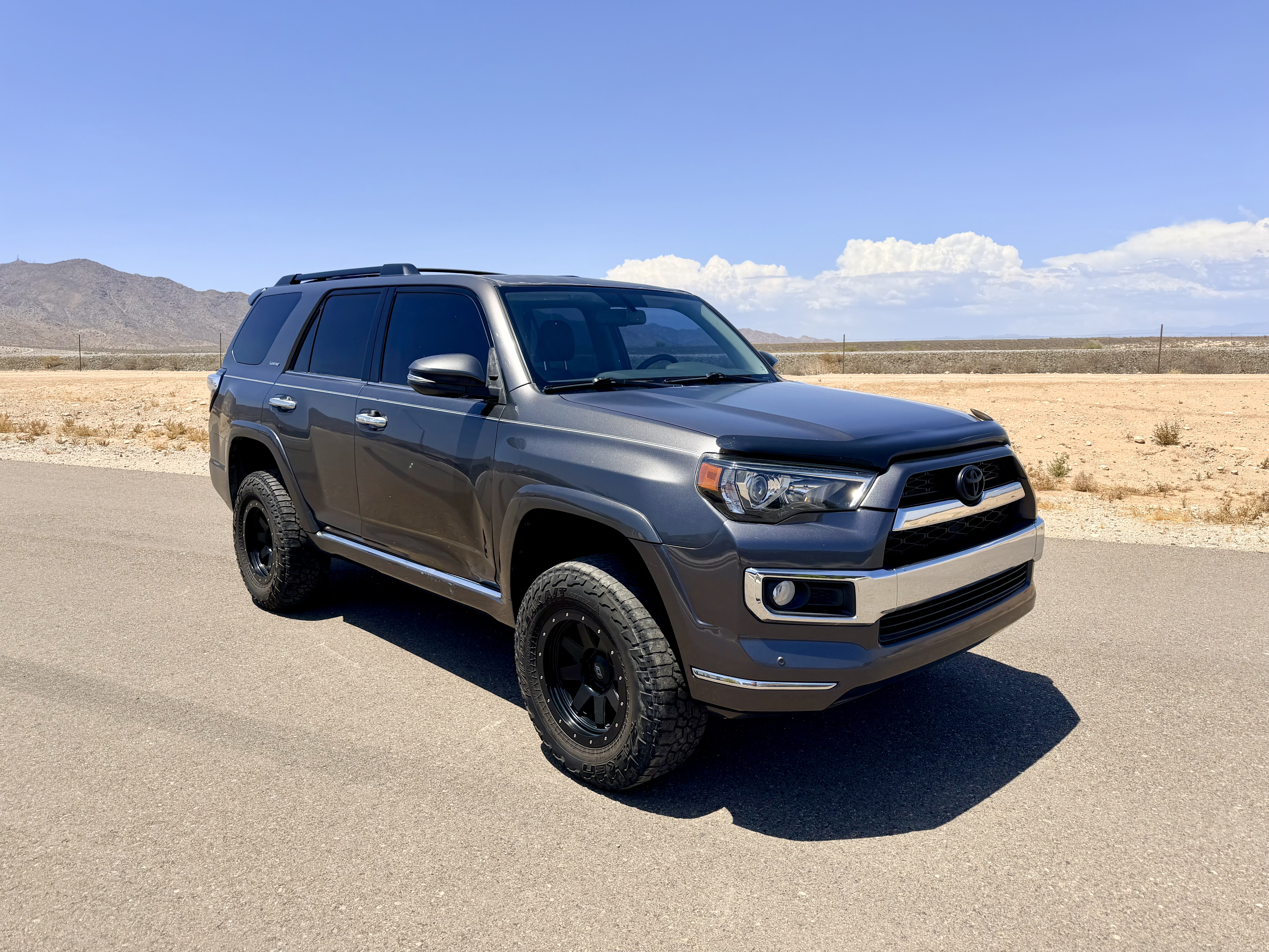 Used 2015 Toyota 4Runner Limited AWD/4WD image 11