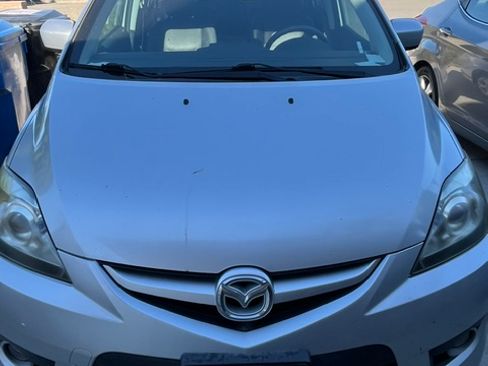 Used 2009 MAZDA MAZDA5 Grand Touring FWD image 2