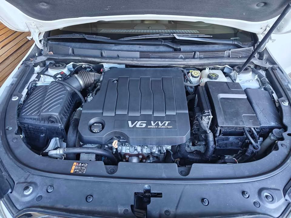 Used 2015 Buick LaCrosse Leather FWD image 17