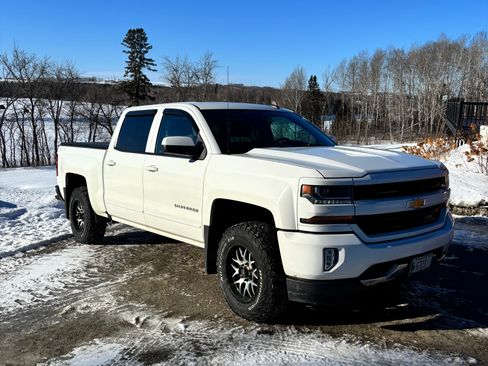 Used 2017 Chevrolet Silverado 1500 LT w/ All Star Edition image 1