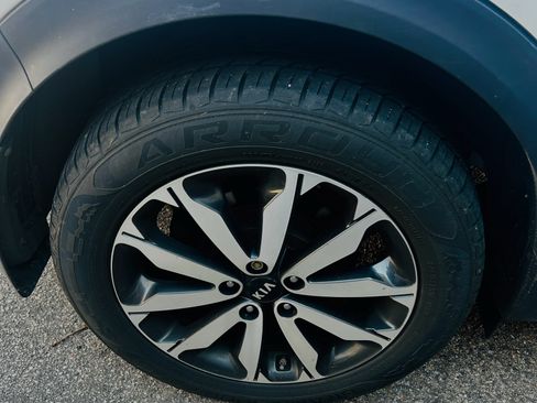Used 2018 Kia Sportage EX AWD/4WD image 9