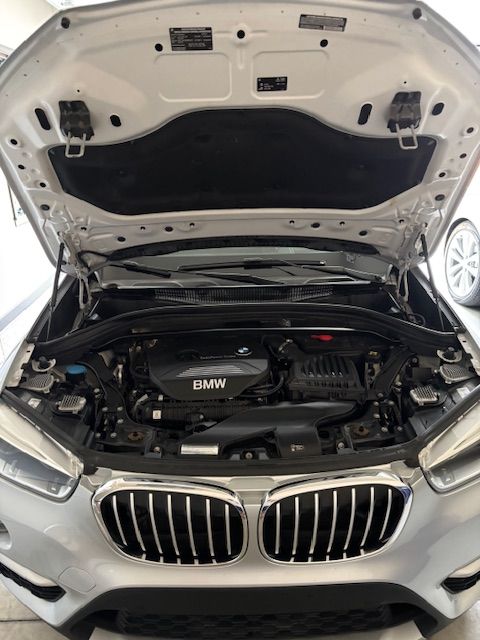 Used 2016 BMW X1 xDrive28i w/ Premium Package AWD/4WD image 6