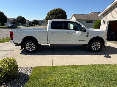 Used 2021 Ford F350 Limited AWD/4WD image 6