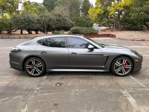 Used 2010 Porsche Panamera Turbo image 8