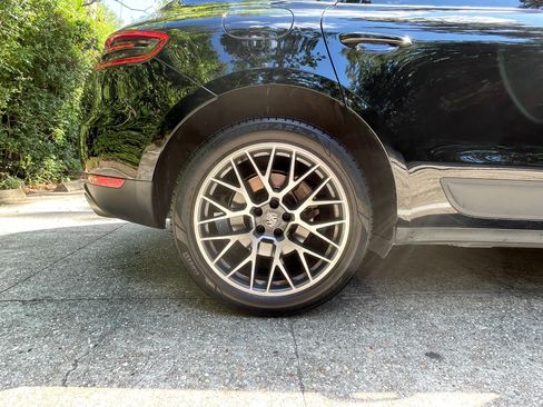 Used 2017 Porsche Macan S AWD/4WD image 16