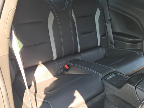 Used 2021 Chevrolet Camaro SS RWD image 15