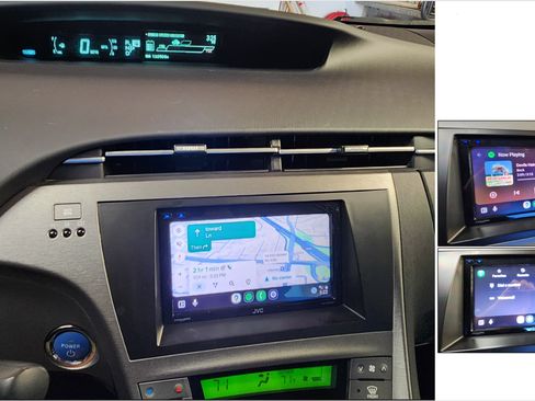 Used 2014 Toyota Prius Two image 9