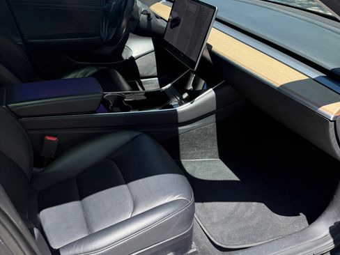 Used 2019 Tesla Model 3 Long Range AWD/4WD image 15