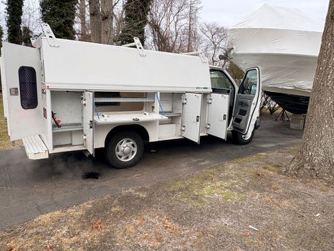 Used 2012 Ford E-350 and Econoline 350 Super Duty w/ PWR Locks & Windows Group image 23