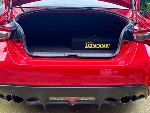 Used 2017 Toyota 86 image 14