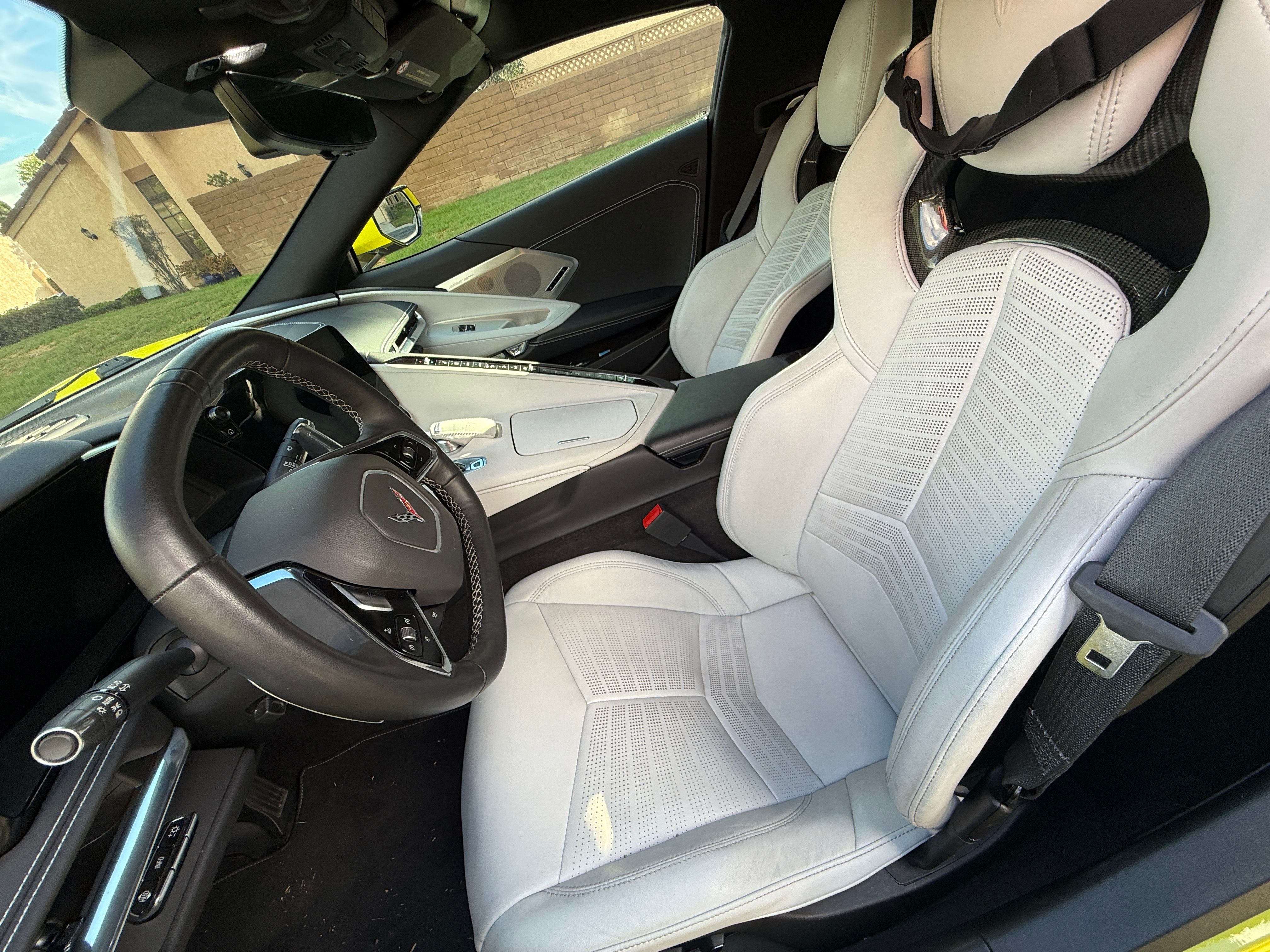 Used 2020 Chevrolet Corvette Stingray Preferred Cpe w/ 2LT Preferred Equipment Group RWD image 10