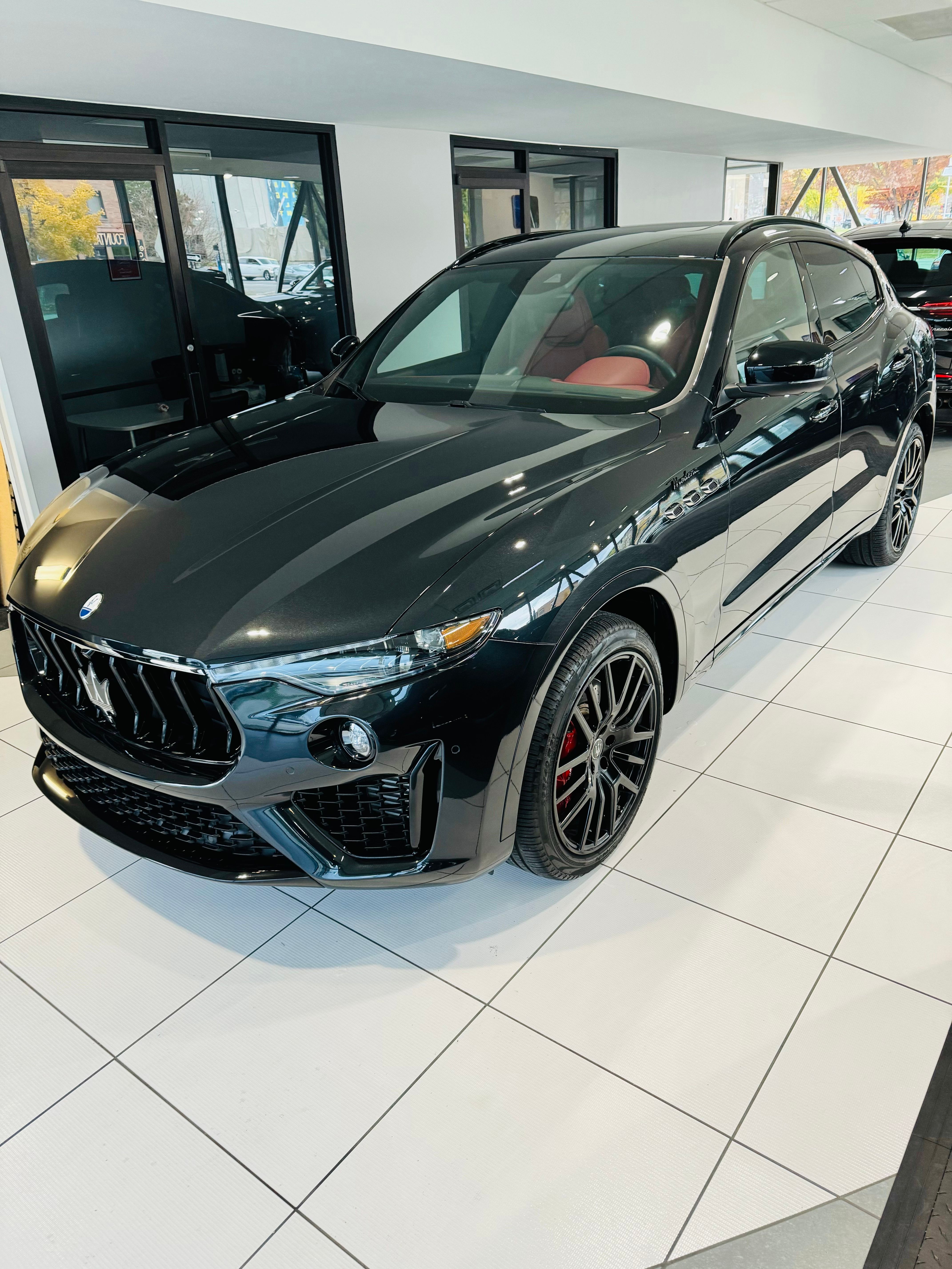 Used 2022 Maserati Levante Modena AWD/4WD image 1